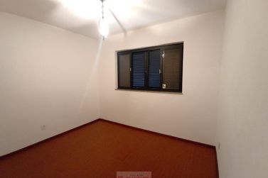 Casa para alugar - 292m&sup2; - Centro