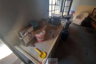 Casa &agrave; venda - 230m&sup2; - Centro