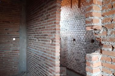 Casa &agrave; venda - 120m&sup2; - Centro