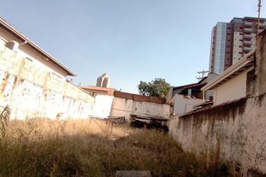 Terreno para alugar - 127m&sup2; - Centro