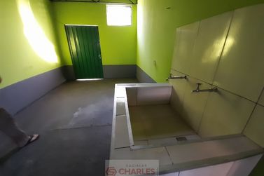 Sal&atilde;o Comercial para alugar - 400m&sup2; - Centro