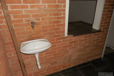 Sala Comercial &agrave; venda - 251m&sup2; - Centro
