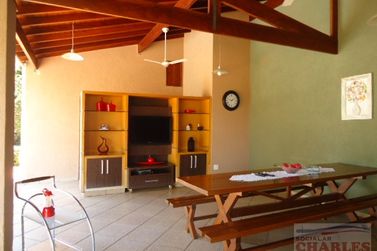 Casa &agrave; venda - 302m&sup2; - Centro