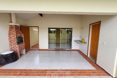 Casa &agrave; venda - 190m&sup2; - Centro