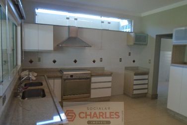 Casa &agrave; venda - 248m&sup2; - Centro