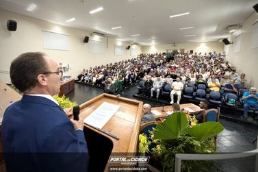 Nova Resende: Prefeito, vice e vereadores tomam posse para mandato 2025/2028
