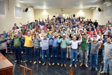 Deputado Emidinho Madeira promove mais uma entrega do Programa "Nosso Peixe"