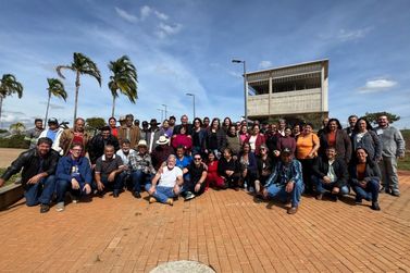 Caravana de Bom Jesus da Penha visita obras da Cidade da Sa&uacute;de e do Saber