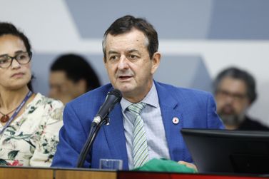 Antonio Carlos Arantes defende uso de drones no campo durante reuni&atilde;o da ALMG