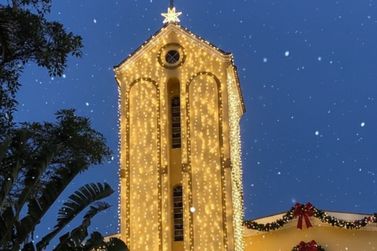 Pet&uacute;nia celebra final de ano com encontros, m&uacute;sica e magia natalina
