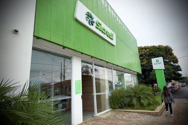 Sicredi chega a 10 milh&otilde;es de associados em todo o Brasil