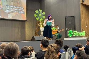 Feiras liter&aacute;rias: Sicredi das Culturas leva educa&ccedil;&atilde;o cooperativista e incentivo &agrave; leitura