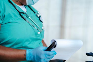 Santa Casa de Passos abre processo seletivo para resid&ecirc;ncia m&eacute;dica para 2027