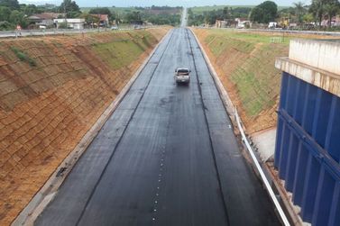 Trecho urbano da Boiadeira em Tuneiras do Oeste &eacute; liberado ap&oacute;s obras