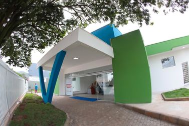 Romeu Zema vistoria construção da nova Unidade Básica de Saúde de Igaratinga