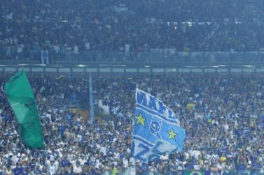 Galoucura e Máfia Azul estão banidas dos estádios nacionais por dois anos