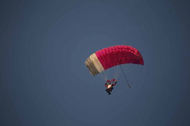 Campeonato de paraquedismo começa nesta quinta-feira (21) em Paranavaí 