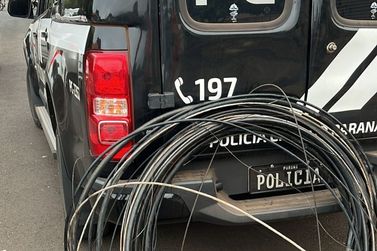Homem é preso em flagrante furtando fios telefônicos em Terra Rica