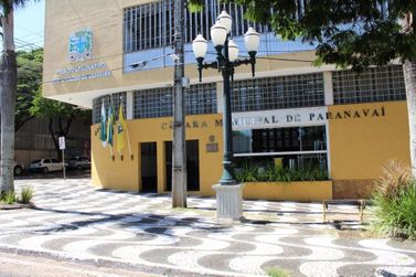 Vereadoras cobram explica&ccedil;&otilde;es sobre filas de exames em Paranava&iacute;