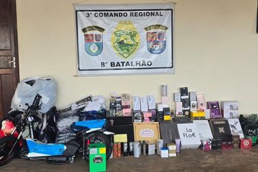 Abordagem na regi&atilde;o termina com apreens&atilde;o de eletr&ocirc;nicos, roupas e canetas emagrecedoras