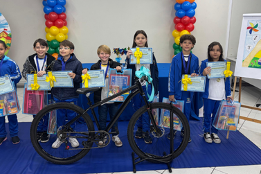 Concurso sobre combate ao trabalho infantil premia alunos de Paranava&iacute;