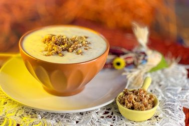 Entre Bandeirinhas e Mem&oacute;rias:  Arroz doce com Pralin&eacute; de Nozes!  