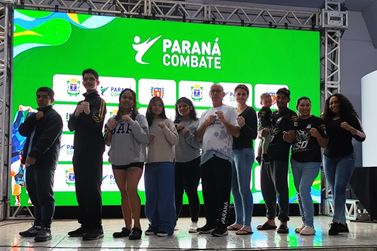 Paranava&iacute; conquista medalhas no Paran&aacute; Combate com equipe de Taekwondo