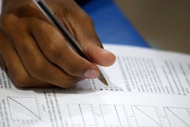 Encceja 2026 ser&aacute; neste domingo; candidatos de Paranava&iacute; devem conferir local