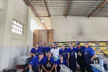 Feijoada beneficente arrecada recursos para projeto M&eacute;dicos do Humor em Paranava&iacute;