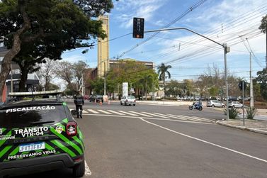 Novos sem&aacute;foros instalados em Paranava&iacute; come&ccedil;am a operar na segunda-feira
