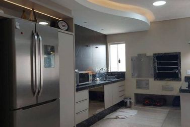 Sobrado &agrave; venda - 292m&sup2; - Jardim Monte Cristo