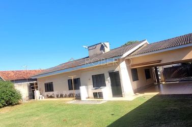 Casa &agrave; venda - 220m&sup2; - Jardim Novo Ouro Branco