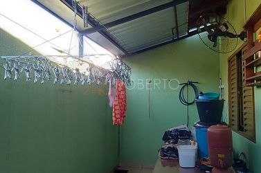Casa &agrave; venda - 330m&sup2; - Jardim Monte Cristo