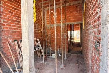 Casa &agrave; venda - 210m&sup2; - Jardim Ouro Branco
