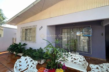 Casa &agrave; venda - 122m&sup2; - Centro