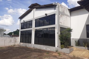 Casa &agrave; venda - 600m&sup2; - Centro