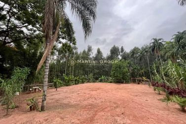 Ch&aacute;cara &agrave; venda - 10000m&sup2; - Jardim Videira