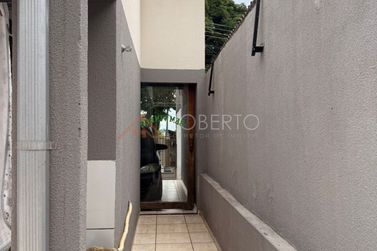 Casa &agrave; venda - 200m&sup2; - Residencial Fazenda Simone