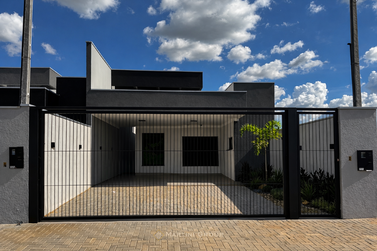 Casa &agrave; venda - 132m&sup2; - Jardim das Na&ccedil;&otilde;es