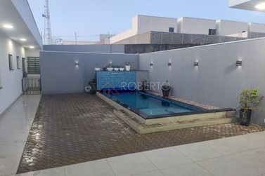 Casa &agrave; venda - 360m&sup2; - MONTE CRISTO