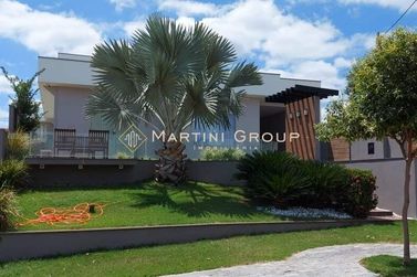 Casa &agrave; venda - 400m&sup2; - Condom&iacute;nio &Aacute;guas do Paran&aacute;
