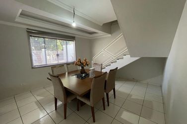 Sobrado &agrave; venda - 450m&sup2; - Jardim O&aacute;sis