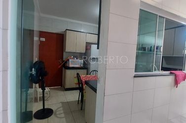 Sobrado &agrave; venda - 200m&sup2; - Jardim Canad&aacute;