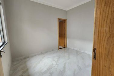 Casa &agrave; venda - 140m&sup2; - jardim Santos Dumont