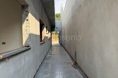 Casa &agrave; venda - 210m&sup2; - Centro