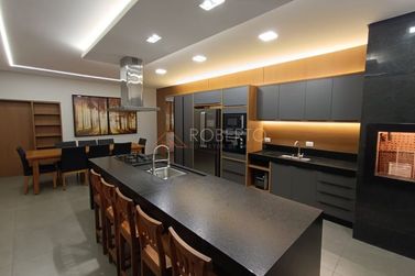 Casa &agrave; venda - 360m&sup2; - MONTE CRISTO