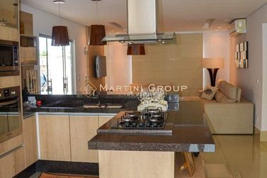 Casa &agrave; venda - 400m&sup2; - Condom&iacute;nio &Aacute;guas do Paran&aacute;
