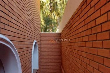 Casa &agrave; venda - 338m&sup2; - Centro