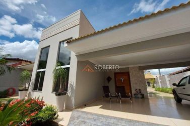 Casa &agrave; venda - 260m&sup2; - Jardim Igua&ccedil;u