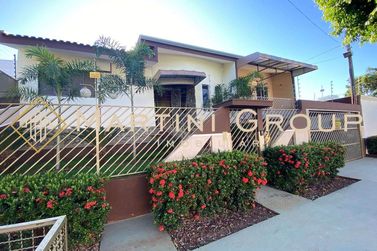 Casa &agrave; venda - 244m&sup2; - Jardim Ouro Branco